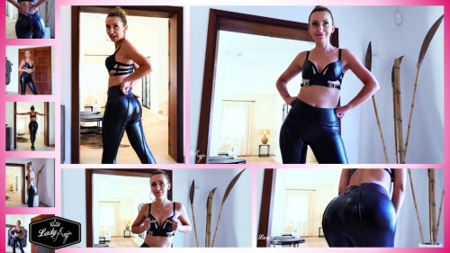 Sissy-Roulette: Welche Kleidung musst du tragen?!
