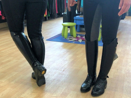 Reitstiefel-Shopping mit Freundin